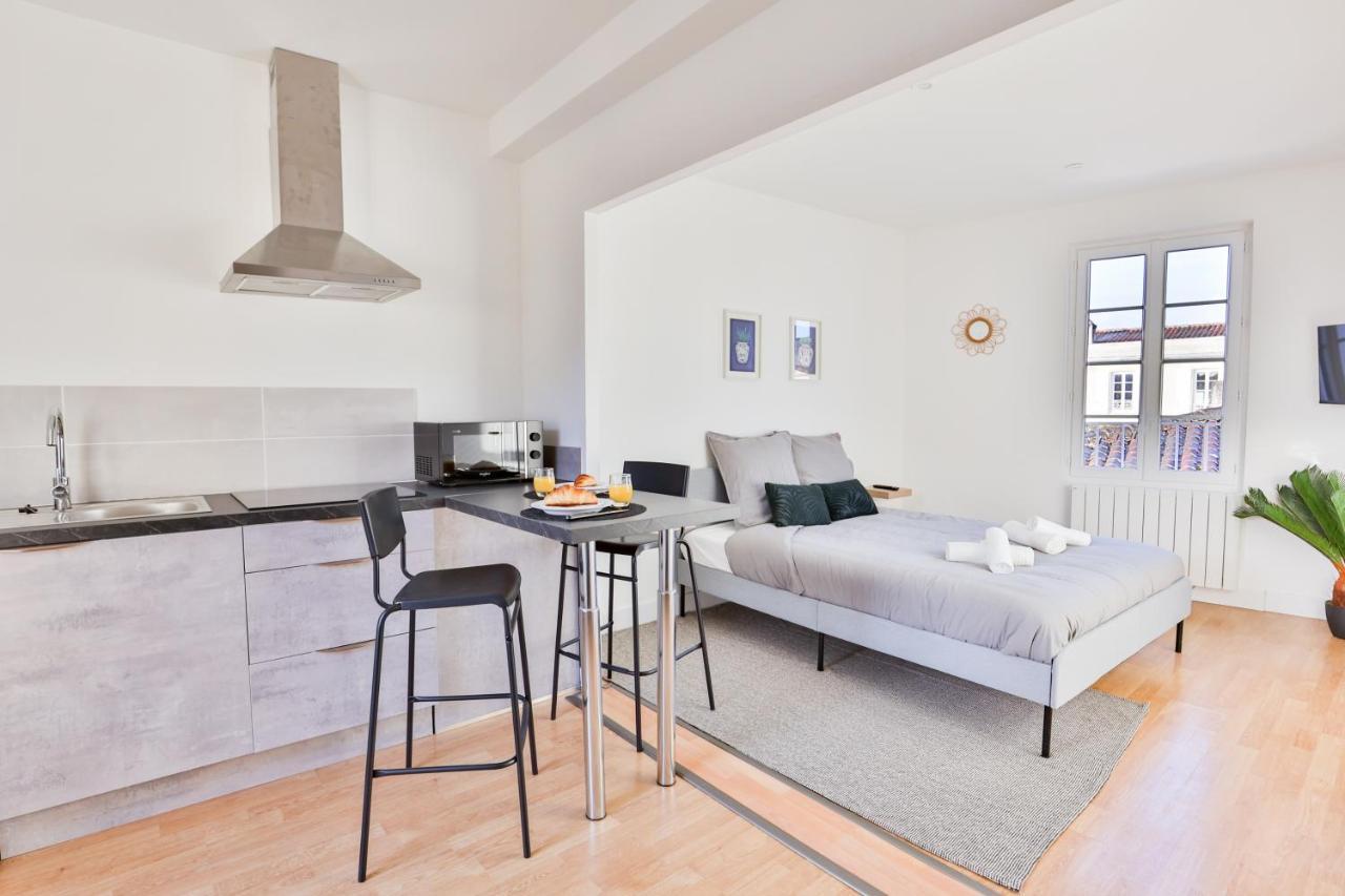 Apartamento Le Ferry # Hyper-Centre # Terrasse Cognac Exterior foto